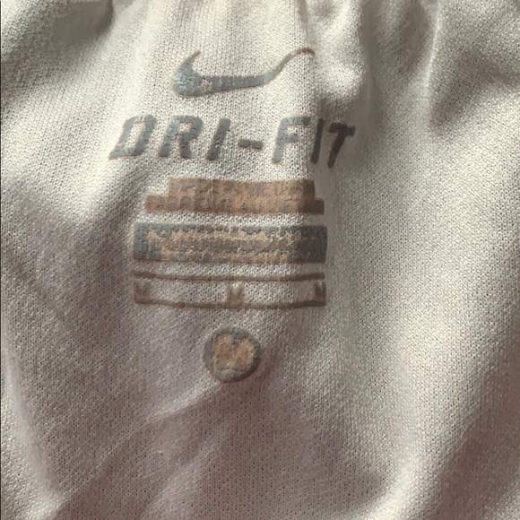 NIKE Girls Medium Dri-Fit Shorts - Picture 4 of 4